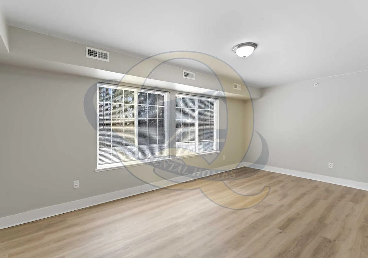 Summerfield Apartments — Photo 3