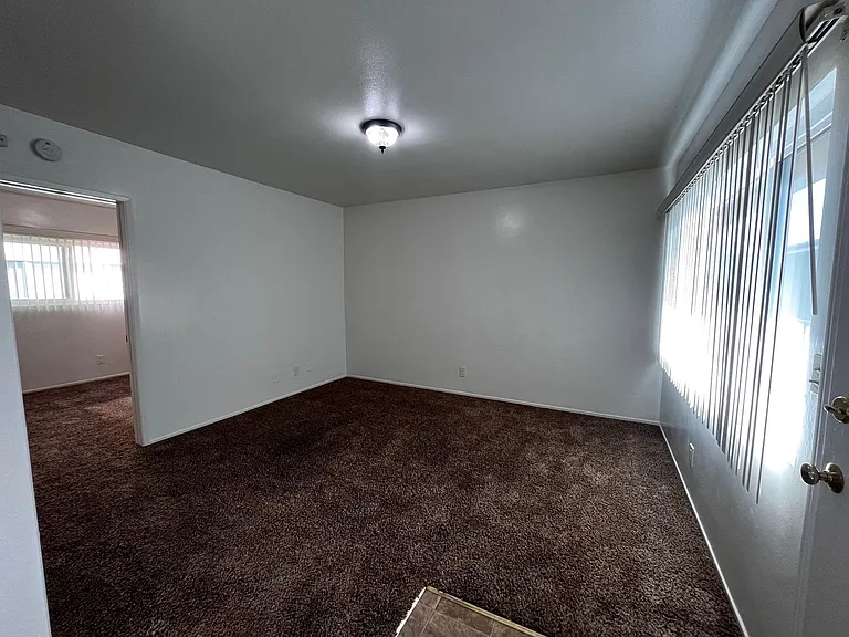 1314 Edgewood Way — Photo 7