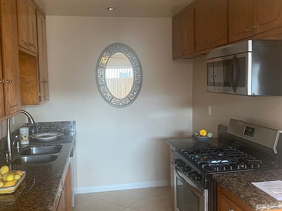 3rd image of 9910 Ramona St