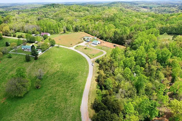 4458 Countryside W — Photo 2