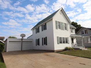 1060 12th St, Fennimore, WI 53809