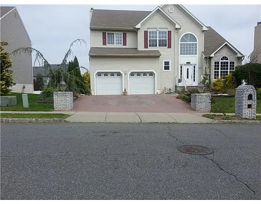 31 Constitution Way photo 1