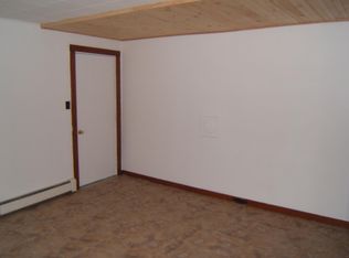 13 Exchange St APT 6, Gorham, NH 03581