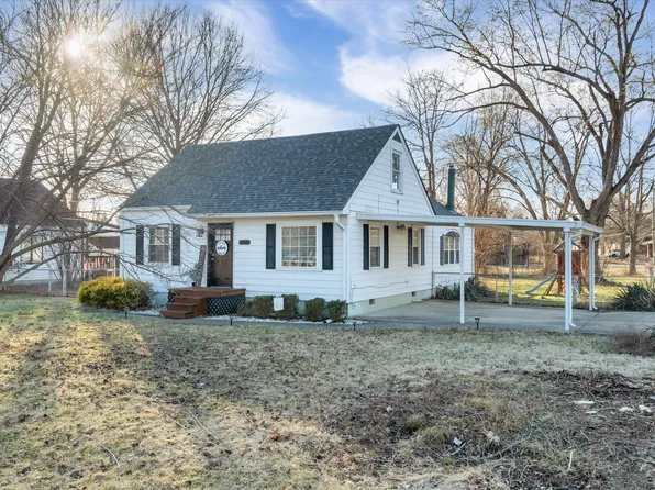 8500 Blue Lick Rd, Louisville, KY 40219