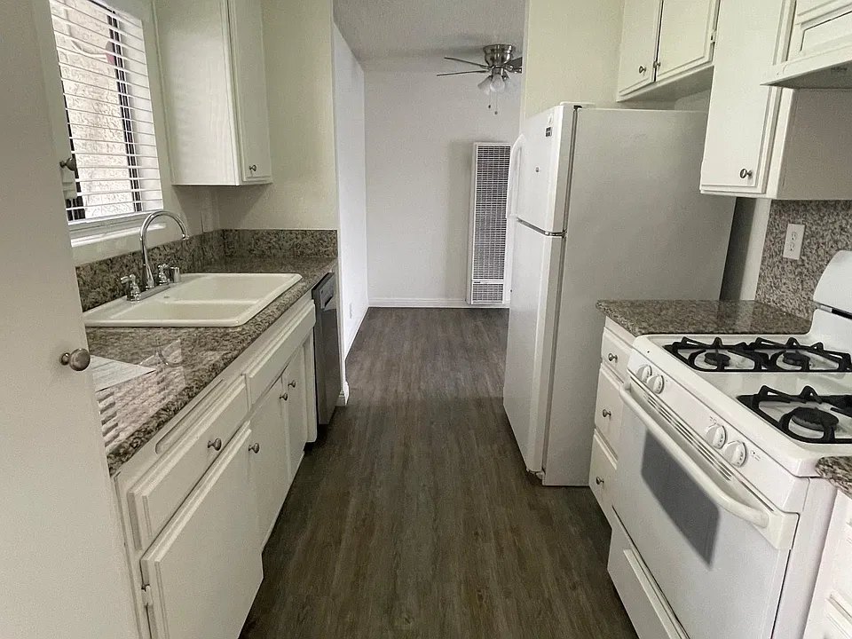 232 Whiting St #1