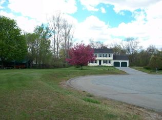 18 Wendy Way, Uxbridge, MA 01569