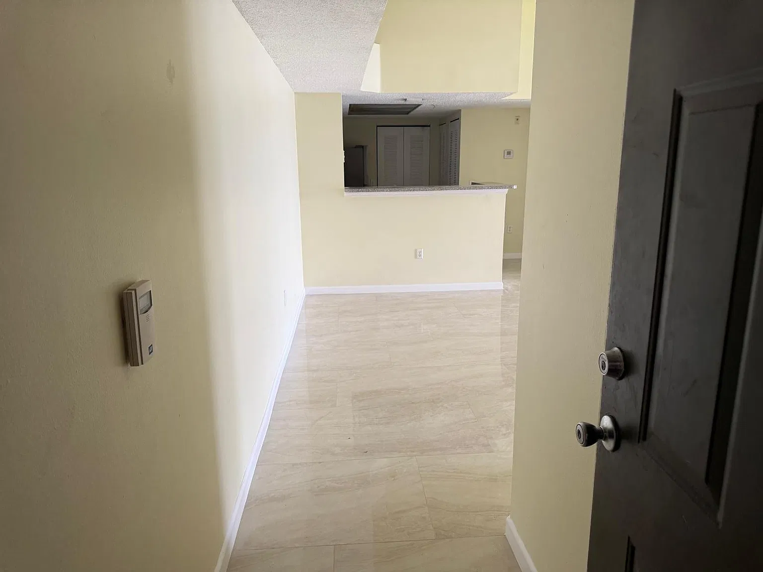 5061 Wiles Rd — Photo 3