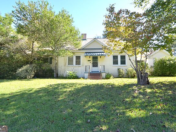 2nd image of 5408 Park St