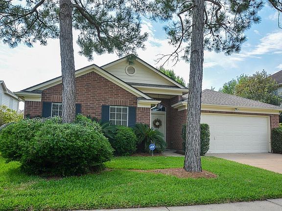 3rd image of 2330 Prince Jeffry Ln