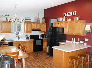 800 Clayton St, Cameron, WI 54822