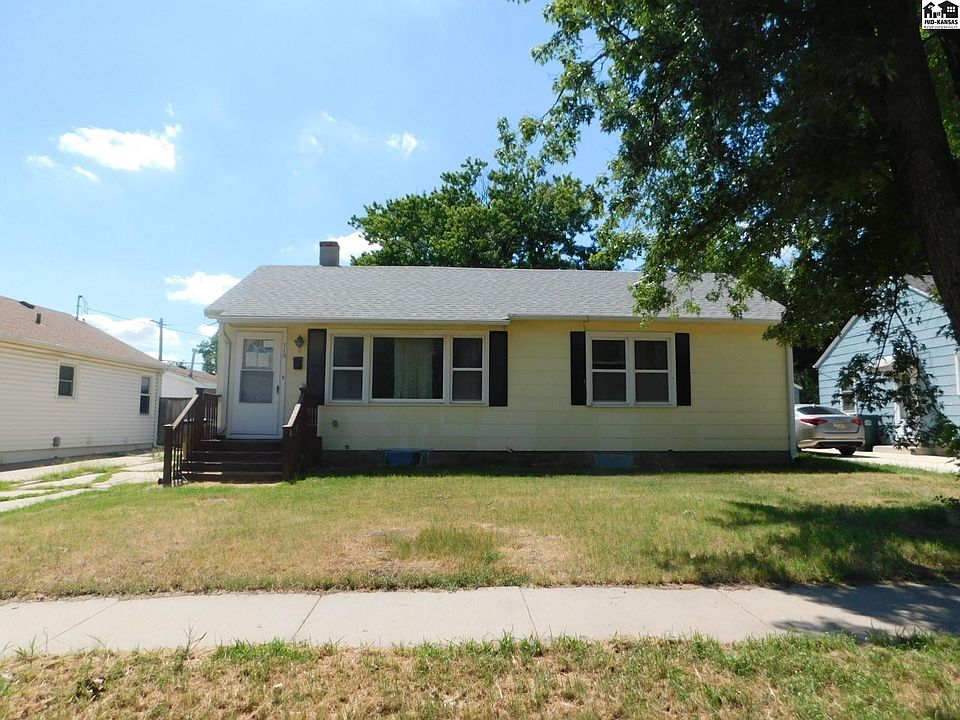 1st image of 715 S Purdy Ave