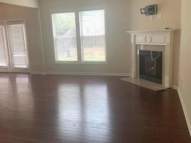 2660 Gold Creek Ln — Photo 2