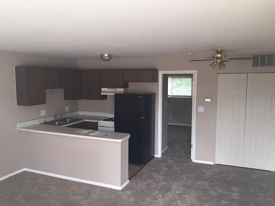 1st image of 1523 Jeanette Ave