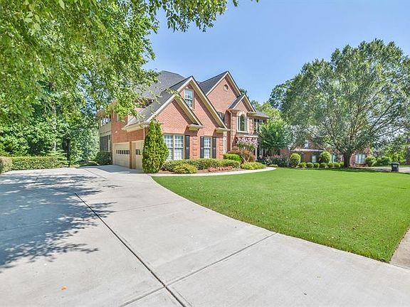 2nd image of 1440 Woodland Lake Dr