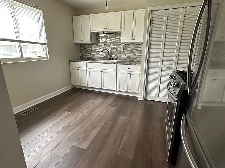 2705 Peachcrest St — Photo 9
