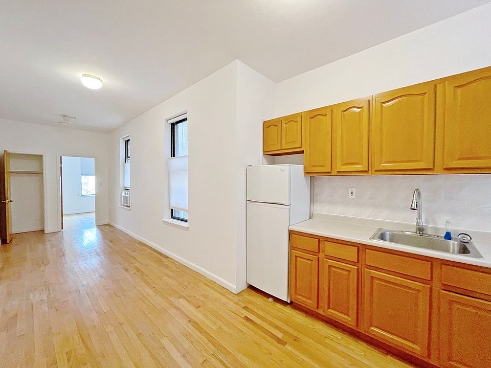 1st image of 328 E 15th St APT 18