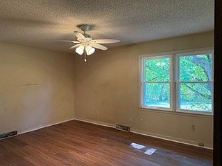 2nd image of 103 Gilkeson Rd