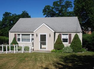 11 Chelene Rd, Norwalk, CT 06851
