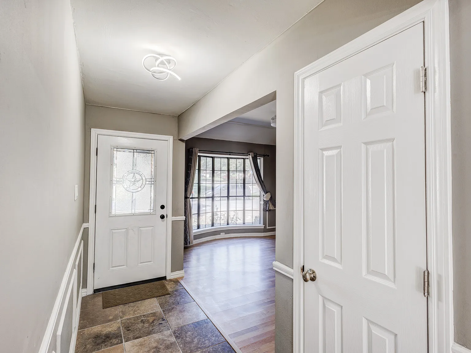 4 bed, 1950 sqft, $2,600 — Photo 4