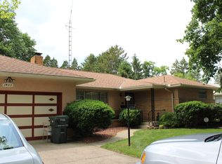 1433 Wakefield Ct W, Whitehall, OH