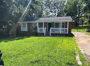 103 Yorktown Dr, Fountain Inn, SC 29644