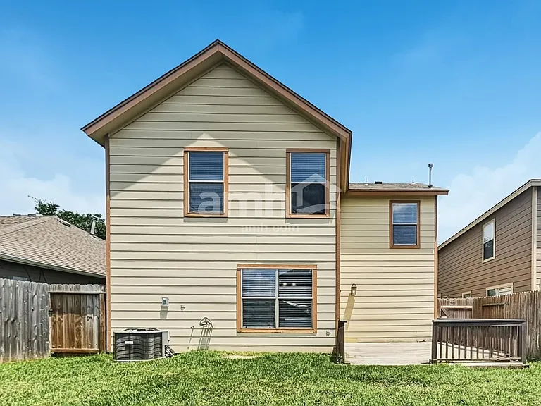 11411 Seven Sisters Dr — Photo 18