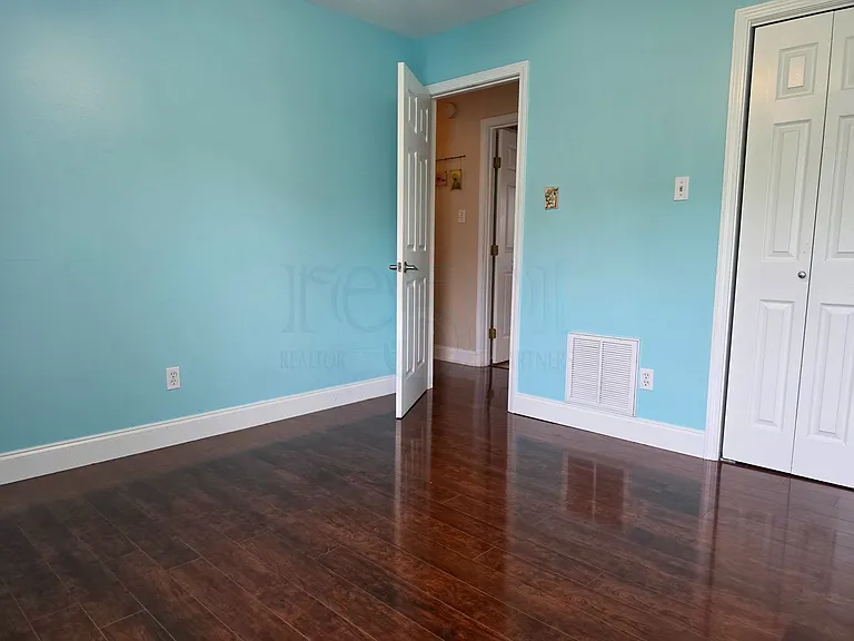 6 Woodlore Ct — Photo 23