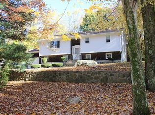 4 Clark Rd, Smithfield, RI 02917