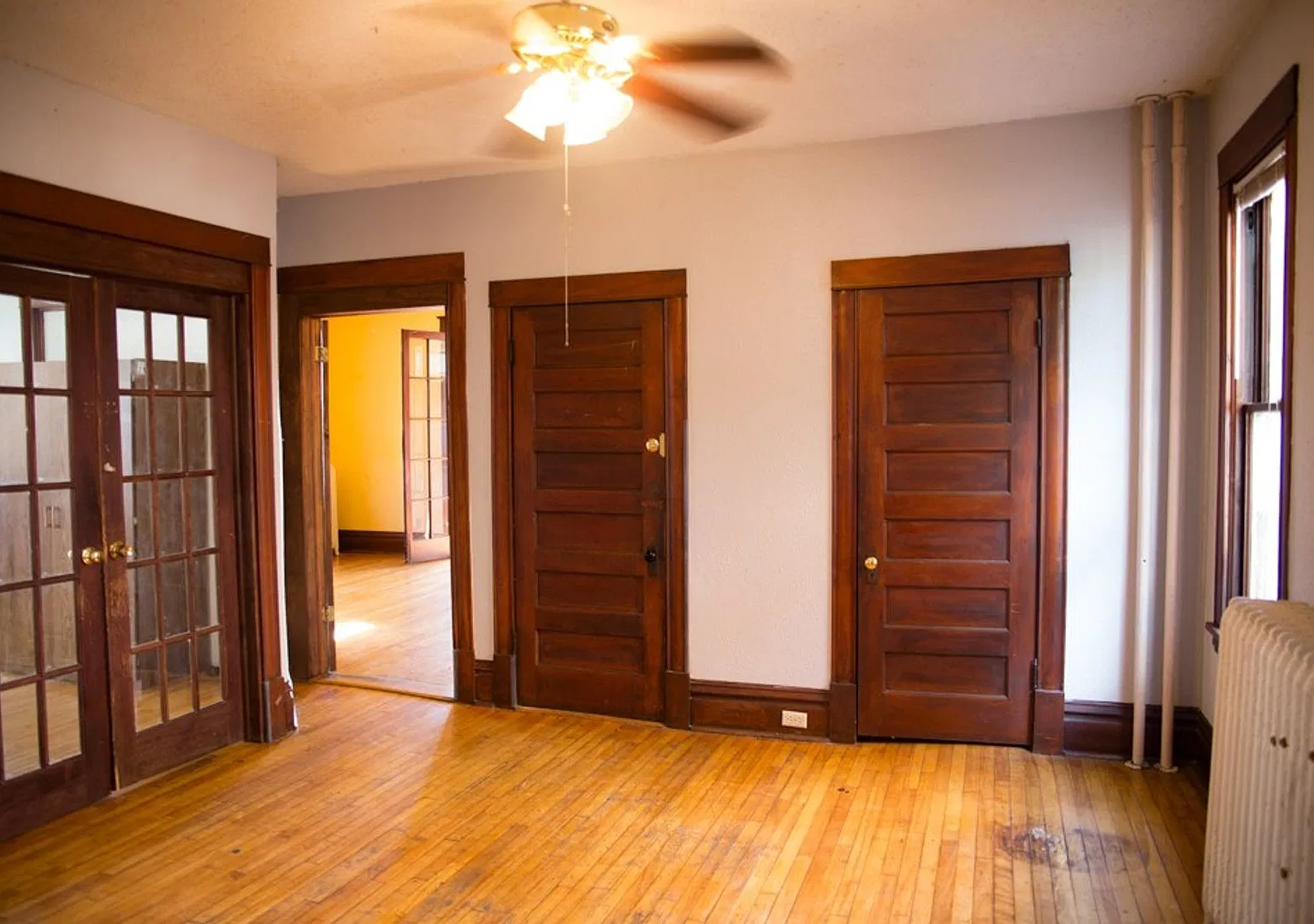 1309-HEN — Photo 2
