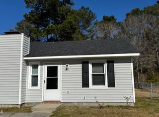 218 Cedar Creek Dr, Jacksonville, NC 28540