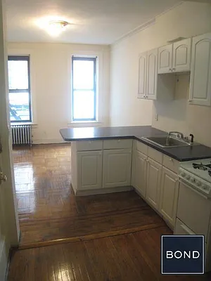 Rented by Bond New York | media 4