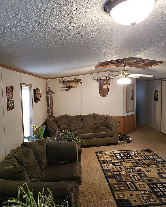 2nd image of 2819 E Irwin St