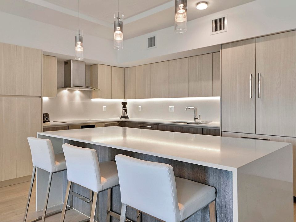 1st image of 111 SE 1st Ave APT 214