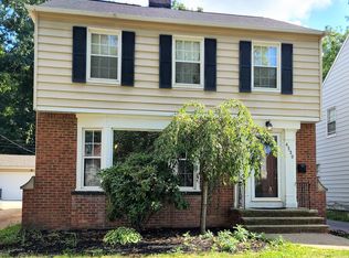 4330 Groveland Rd, University Hts, OH 44118