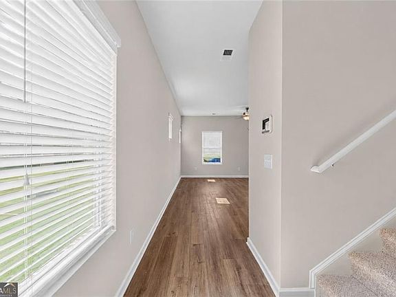 2nd image of 6362 Sundowner Pl