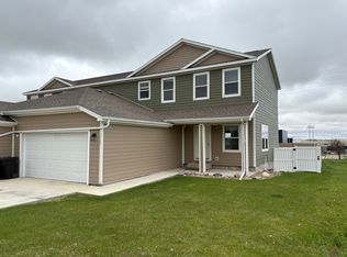 3503 Long Branch Ave, Williston, ND 58801