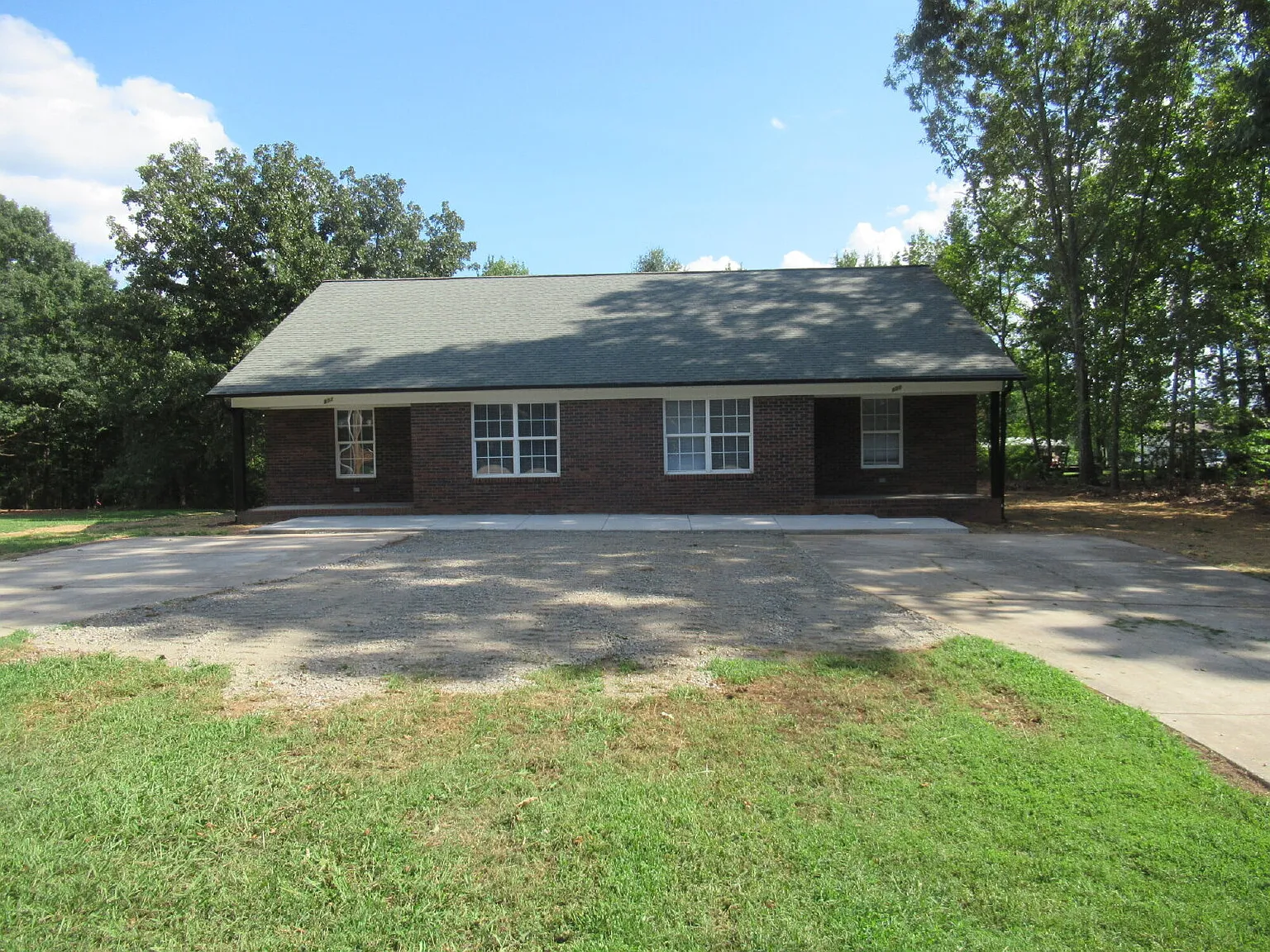 2 bed, 2.0 bath, $1,350 — Photo 3