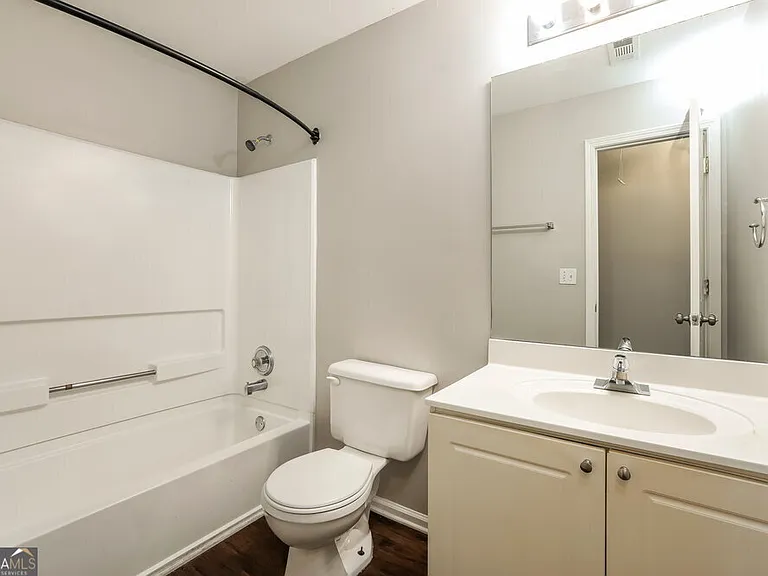 5929 Rosie Ln SE — Photo 14