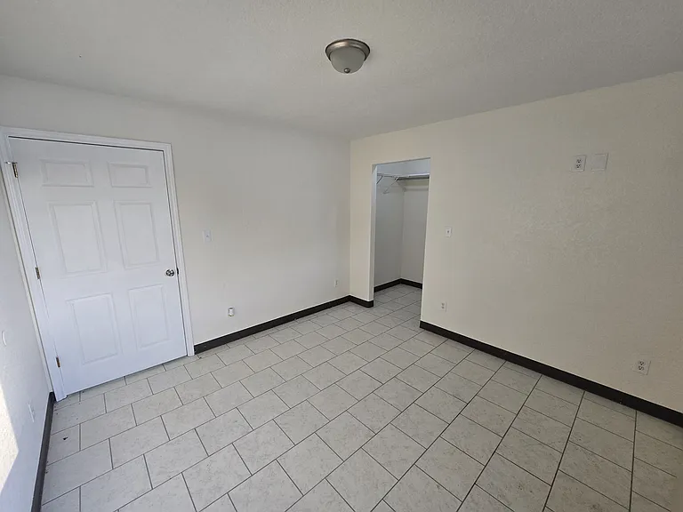 126 Alton Ave #C6 — Photo 8