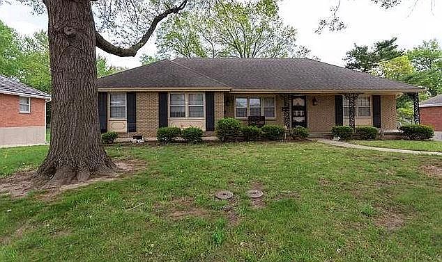 1st image of 4313 S Canterbury Pl