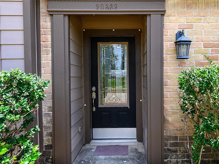 20339 Fieldtree Dr — Photo 2