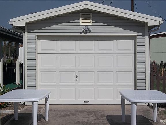 2nd image of 137 Lantern Ave #136-137-138