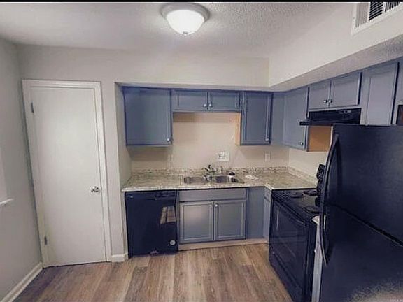 4th image of 5507 Southboro Ct