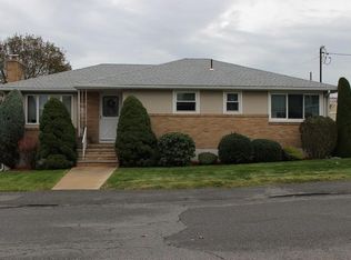 37 Camille Rd, Revere, MA 02151