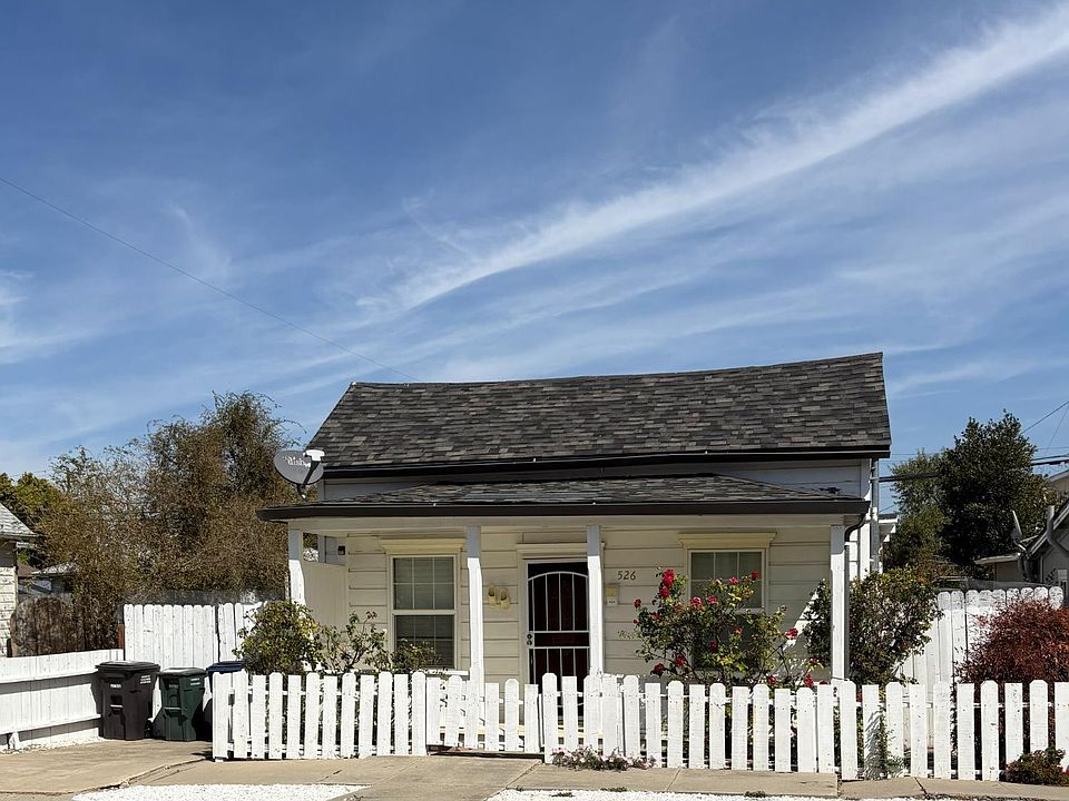 1st image of 526 Montezuma Street
