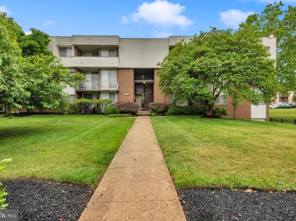 10237 Prince Pl Unit 25-307, Upper Marlboro, MD 20774