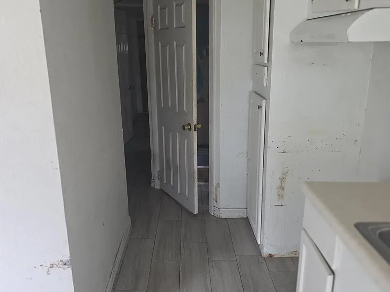 2329 Denver St #3 — Photo 10