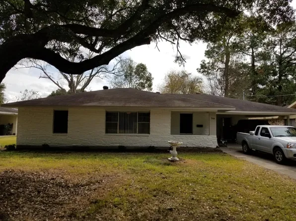 908 Cherryhill St, Lake Charles, LA 70607