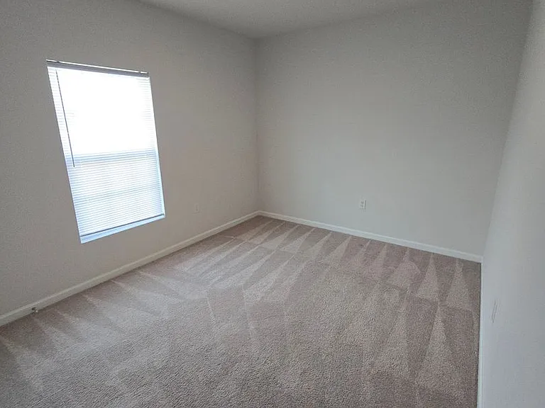 670 Eagle Landing Blvd — Photo 12