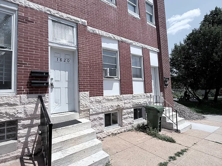 1820 W Fayette St #2 — Photo 2